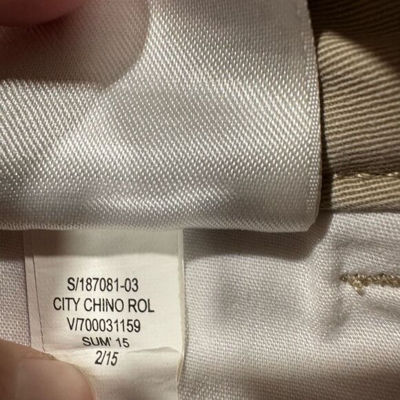 Banana Republic Tan City Chino Shorts - Picture 5 of 6